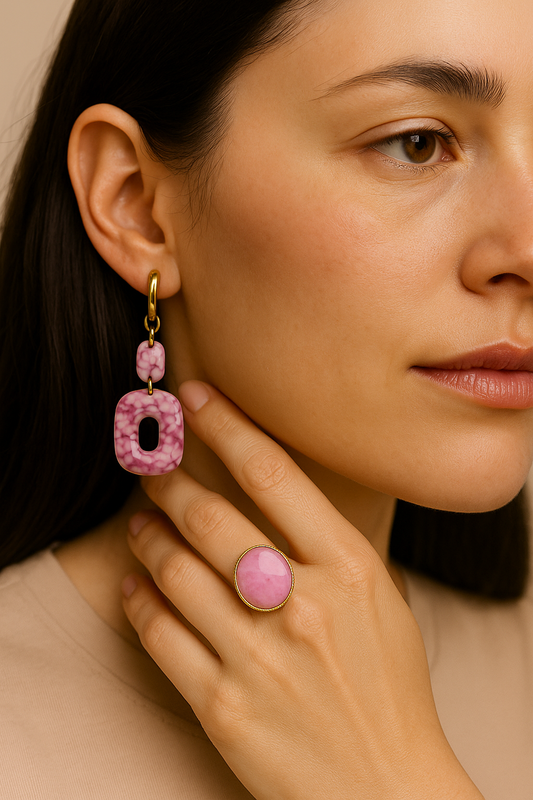 Set bijoux rose marbré – boucles d’oreilles et bague