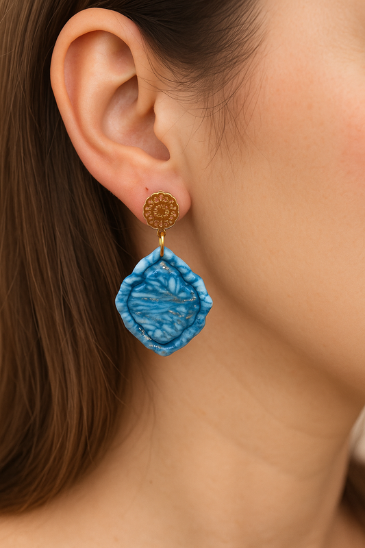 Set bijoux bleu marbré – boucles + bracelet corde