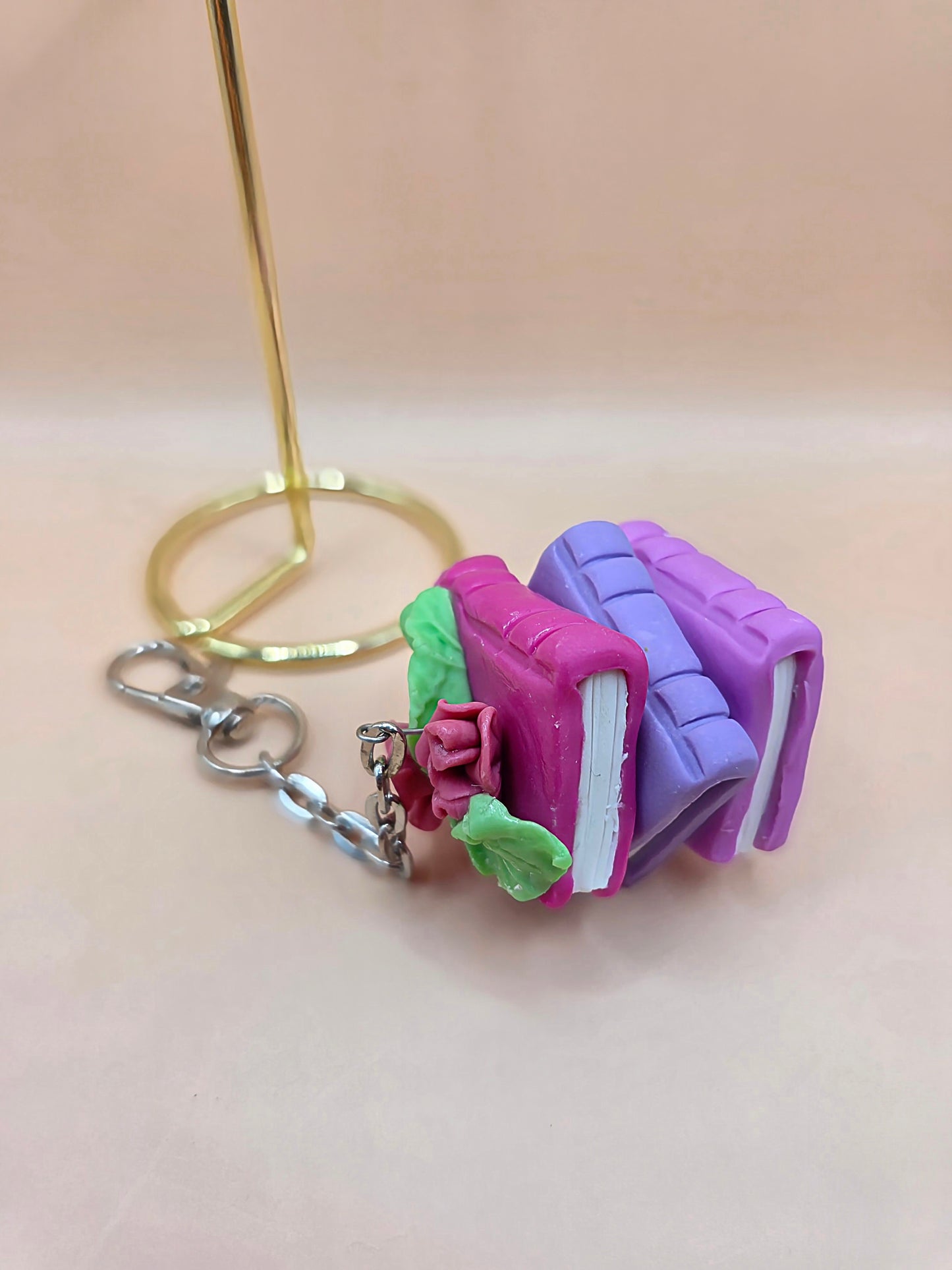 Porte-clé livre rose