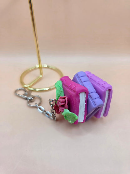 Porte-clé livre rose