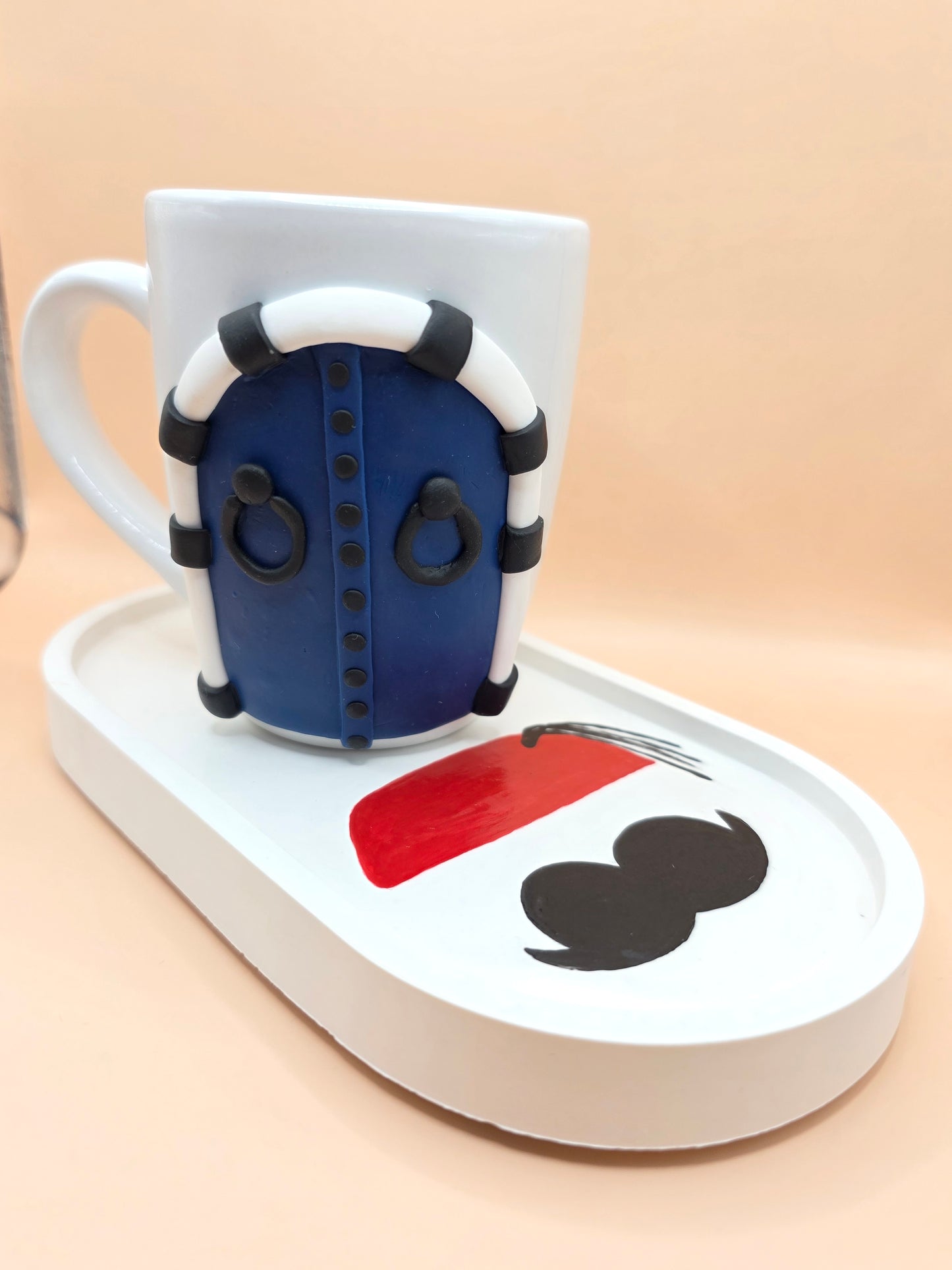 Tasse porte bleue tunisienne avec plateau