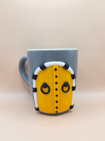Tasse porte tunisienne jaune avec dessous de tasse assorti – création artisanale