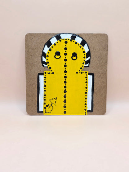 Tasse artisanale porte tunisienne jaune – avec dessous de tasse assorti