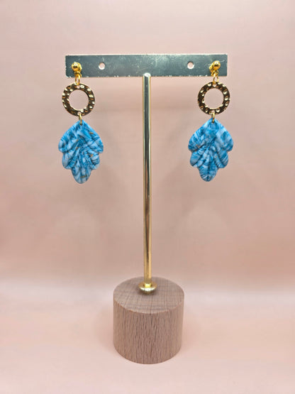 Boucles bleu marbré feuille