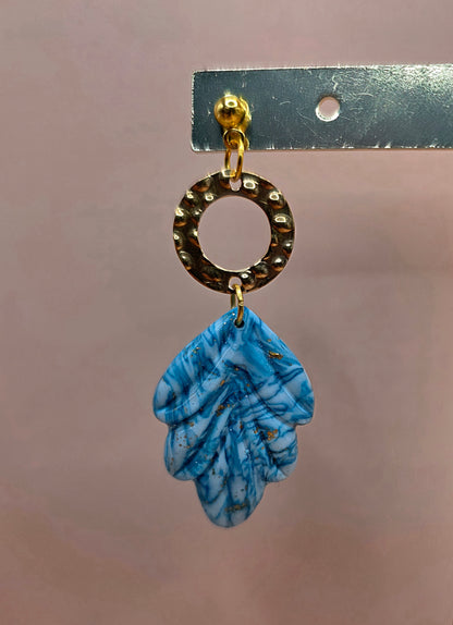 Boucles bleu marbré feuille