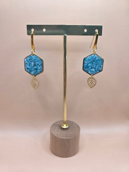 Set bijoux bleu marbré – boucles, collier, bracelet papillon & bague