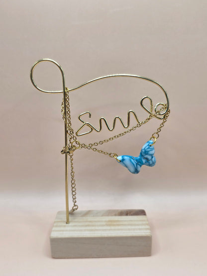 Set bijoux bleu marbré – boucles, collier, bracelet papillon & bague