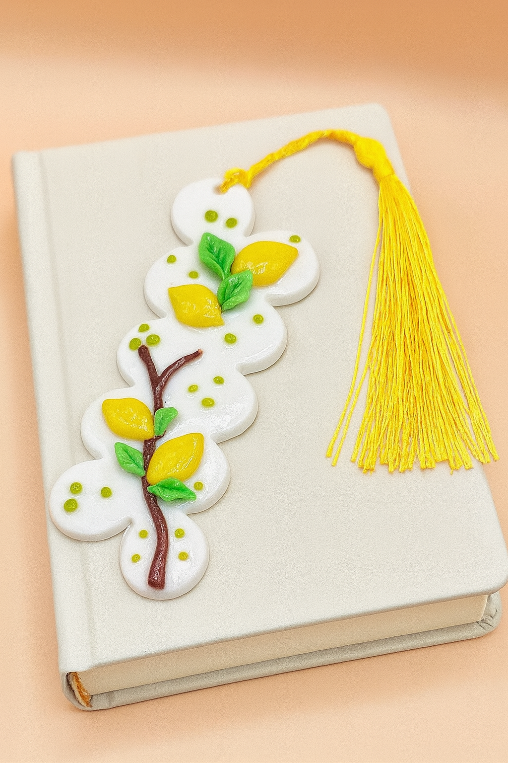 Marque-page citron en pâte polymère
