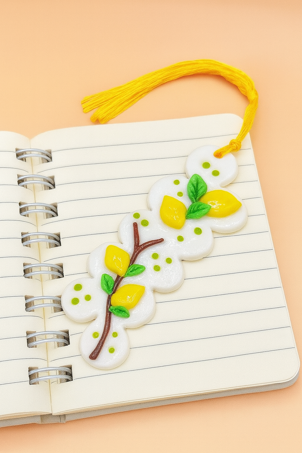 Marque-page citron en pâte polymère