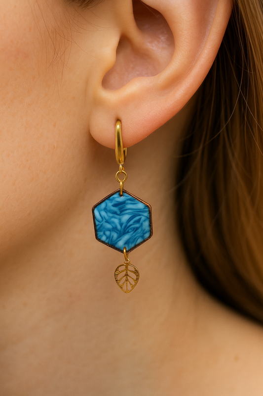 Set bijoux bleu marbré – boucles, collier, bracelet papillon & bague