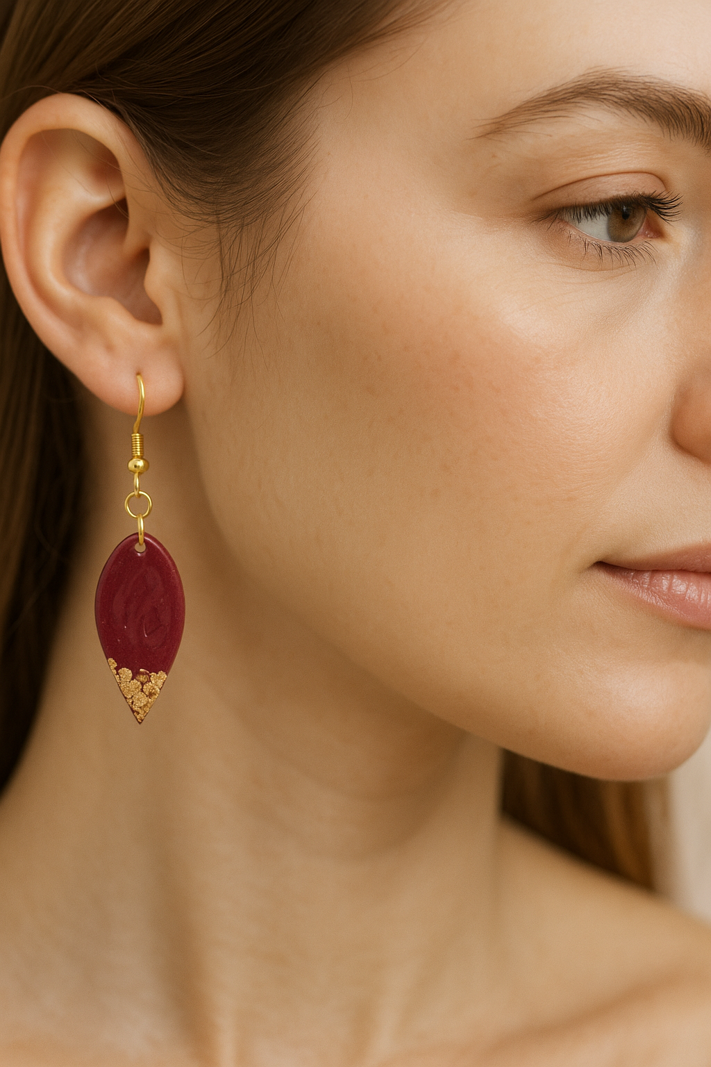 Boucles goutte bleu & bordeaux avec éclats dorés